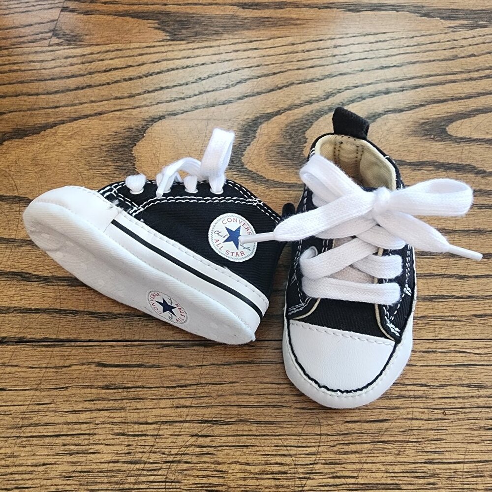 Chuck Taylor All Star Cribster Canvas Baby Mid Shoe